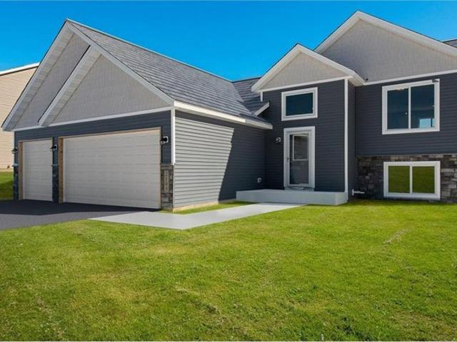 House for sale in Cannon Falls, Minnesota
