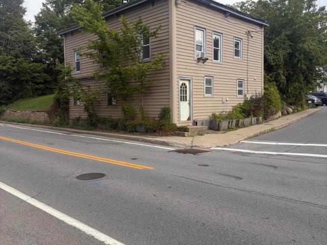 House for sale in Saratoga, New York