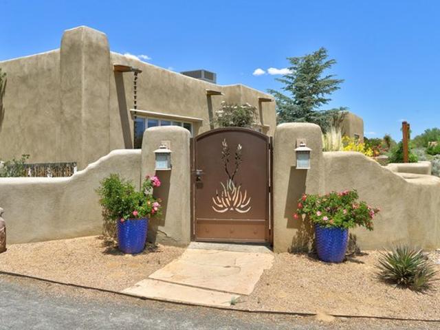 House for sale in Corrales, New Mexico