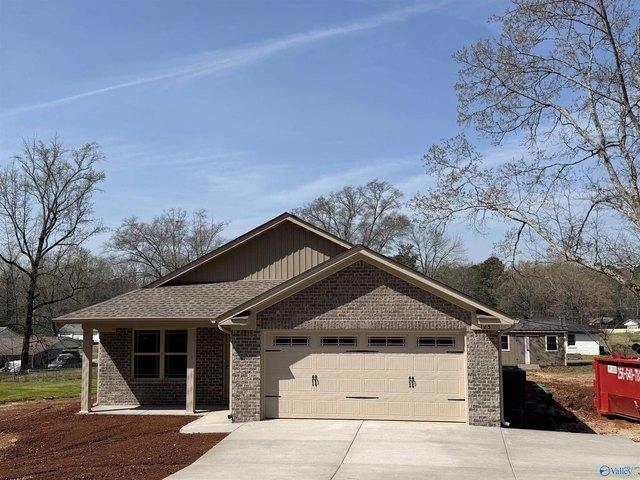 House for sale in Trinity, Alabama