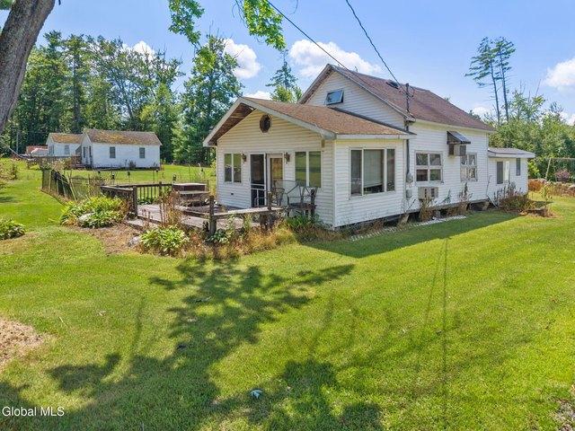 House for sale in Broadalbin, New York