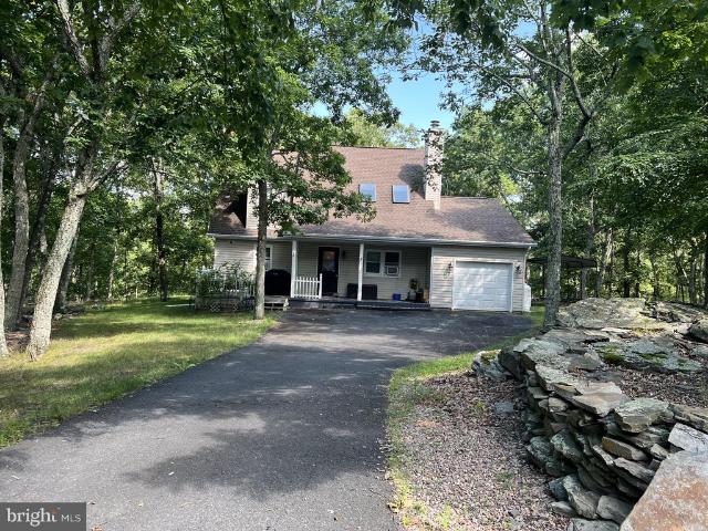 House for sale in Lehman Township, Pike County
