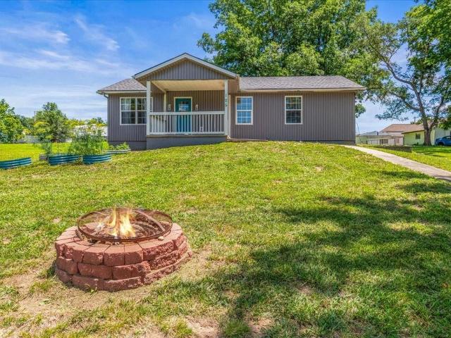 House for sale in Lexington, Missouri