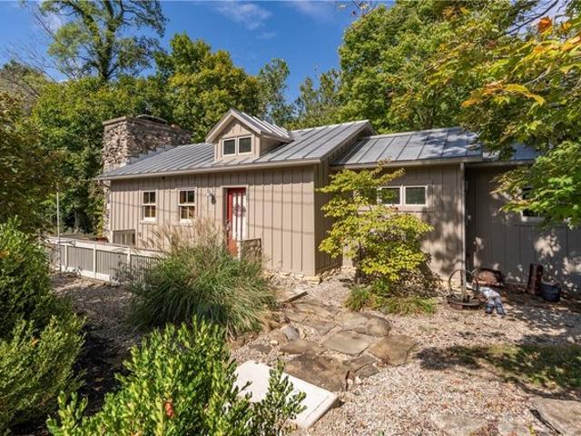 House for sale in North Hampton, Clark County