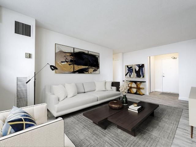 Apartment for rent in Eglinton—Lawrence, Toronto