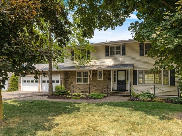 House for sale in Camillus, New York
