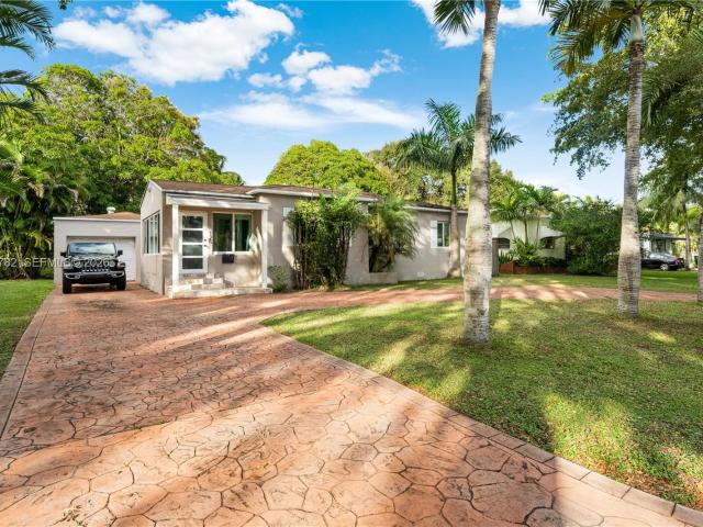 Property for sale in El Portal, Florida