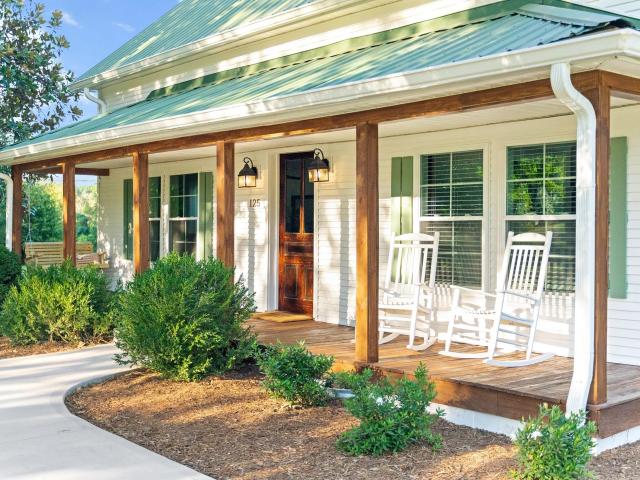 House for sale in Campobello, South Carolina
