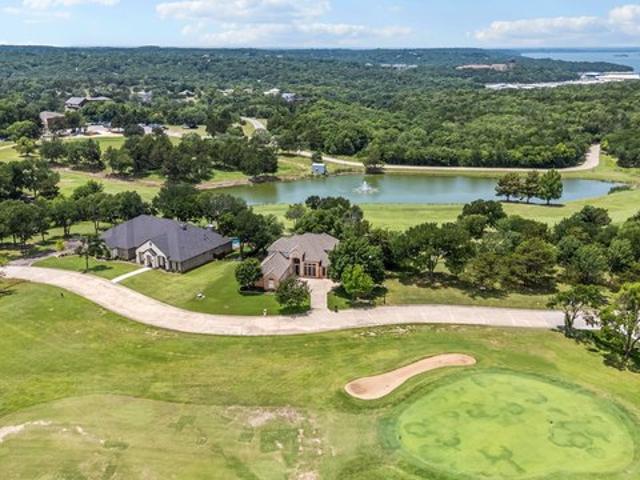 House for sale in Pottsboro, Texas