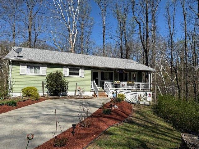 House for sale in New Martinsville, West Virginia