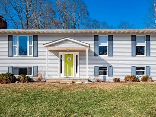 House for sale in Newark, Licking County