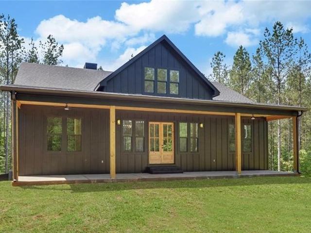 House for sale in Dahlonega, Georgia