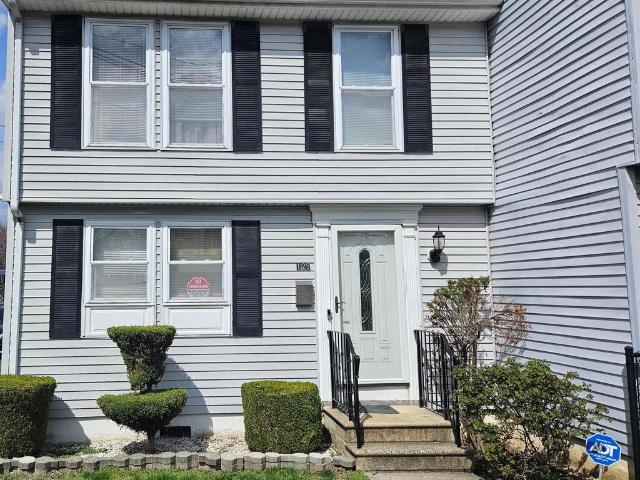 Townhouse for sale in Mount Holly