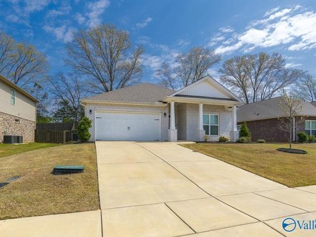 House for sale in New Market, Alabama