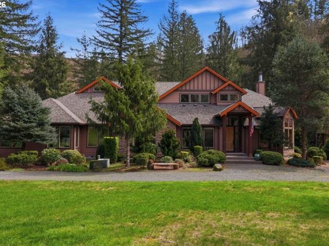 House for sale in Kalama, Washington