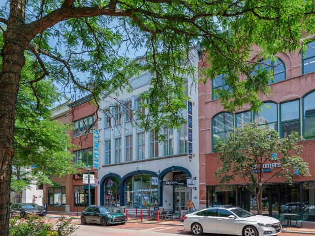 Condo for sale in Kalamazoo, Michigan