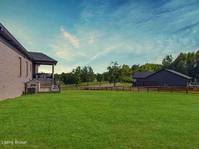 House for sale in Shepherdsville, Bullitt County