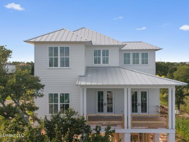 House for sale in Pass Christian, Mississippi
