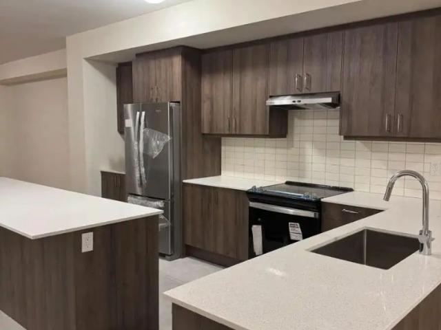 Townhouse for rent in Richmond Hill, Golden Horseshoe