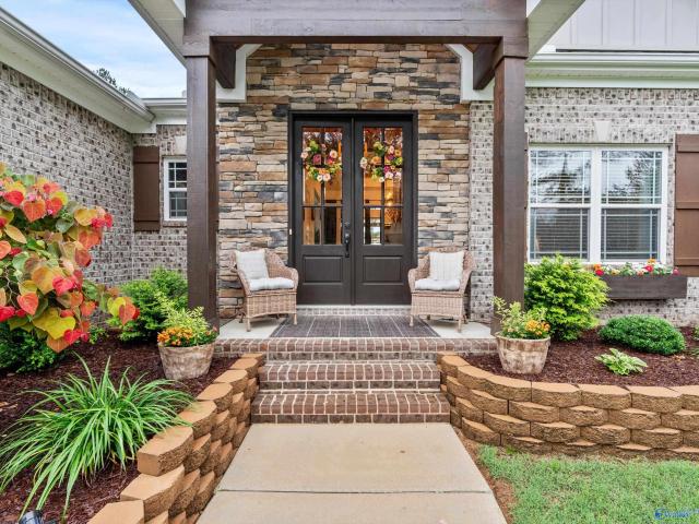 House for sale in New Market, Alabama