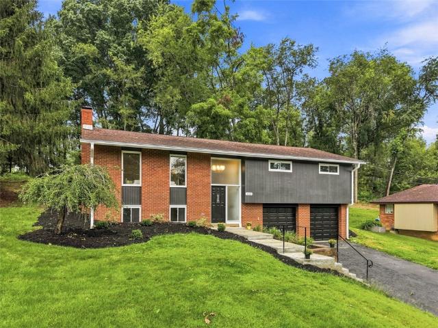 House for sale in Venetia, Pennsylvania