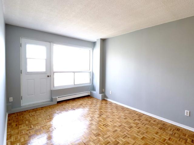 Apartment for rent in Mulhurst Bay, Ontario