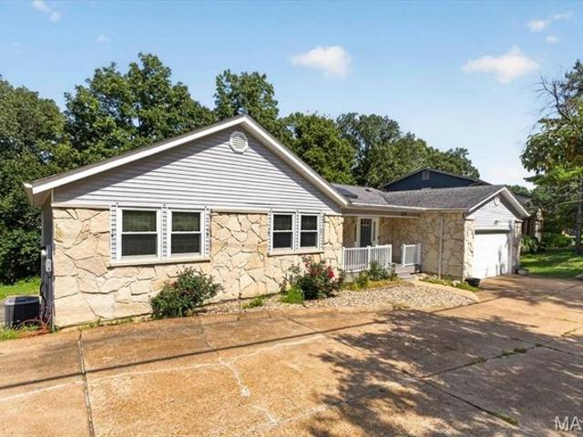 House for sale in Ellisville, Missouri