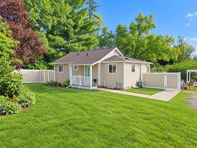 House for sale in Delavan, Walworth County