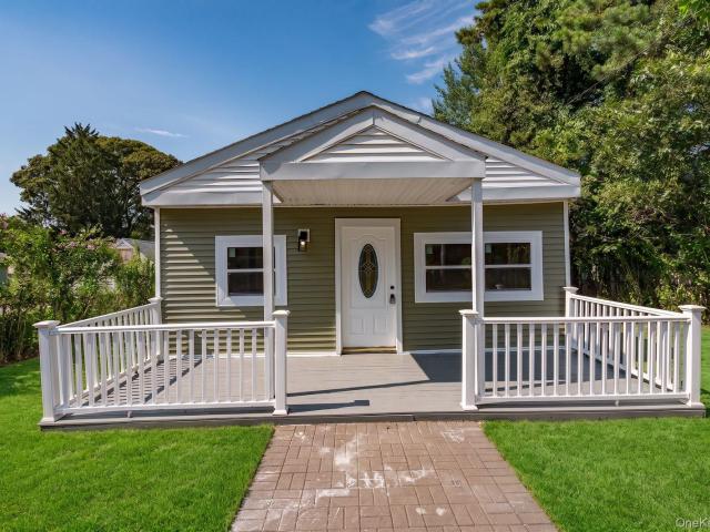 House for sale in Centereach, New York
