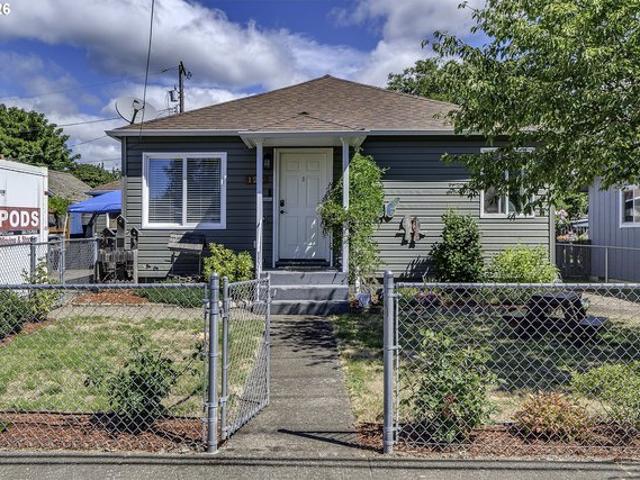 House for sale in Oregonia
