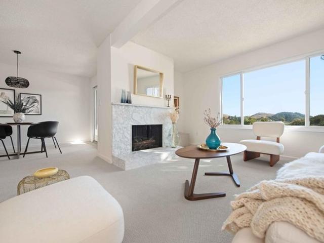Townhouse for sale in San Rafael, California