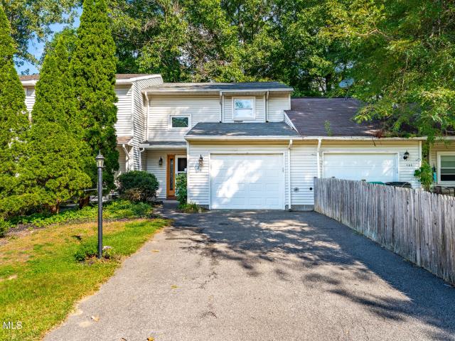 Townhouse for sale in Town of Clifton Park, Saratoga County
