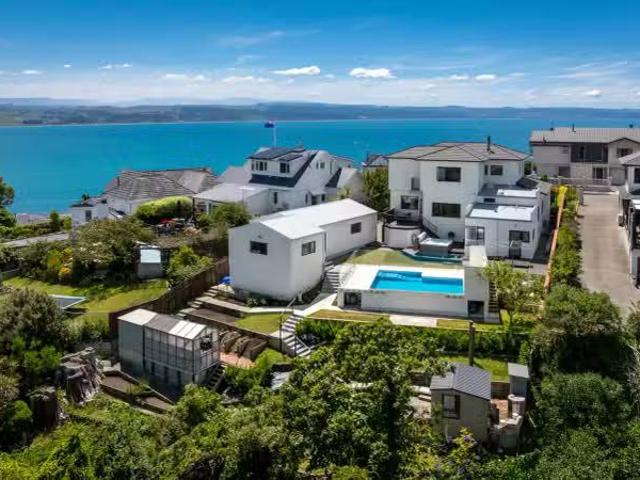 House for sale in Napier