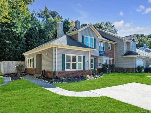 Townhouse for sale in Virginia
