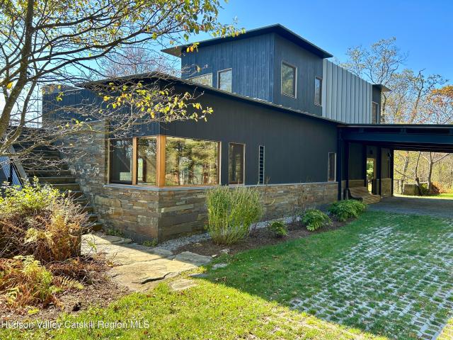 House for sale in Bearsville, New York