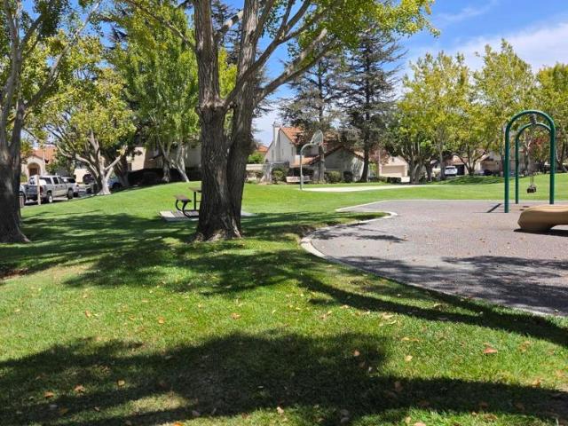 House for sale in Santa Paula, California