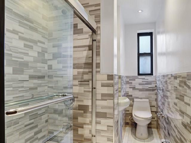 Condo for rent in Arverne, New York