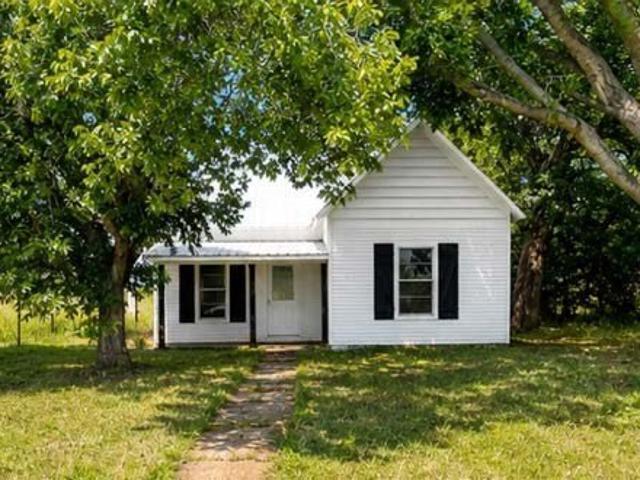 House for sale in Mingus, Texas