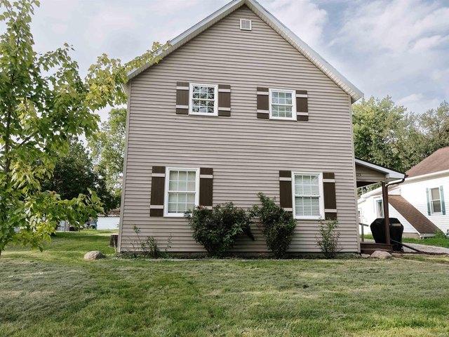 House for sale in Geneva, Indiana