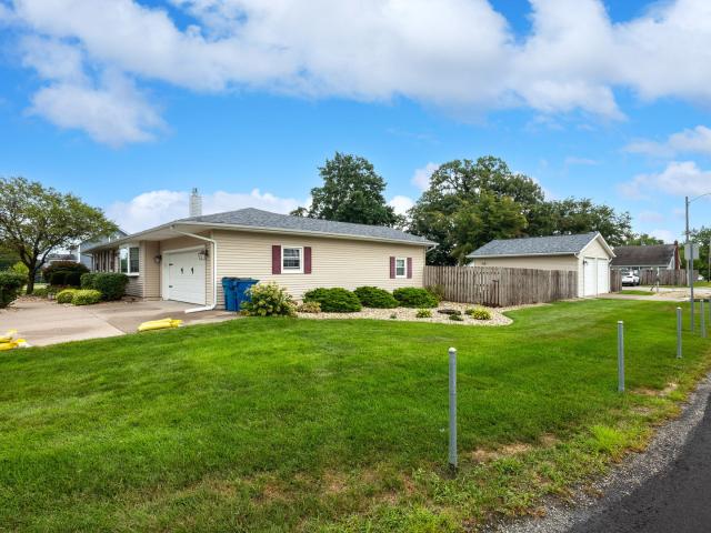 House for sale in Blue Grass, Iowa