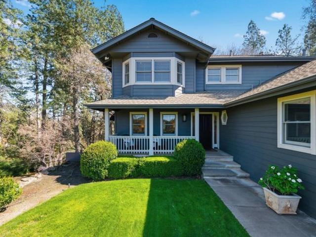 House for sale in Angwin, California