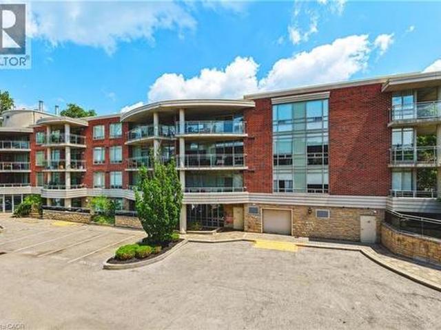 Condo for sale in Ancaster, Ontario