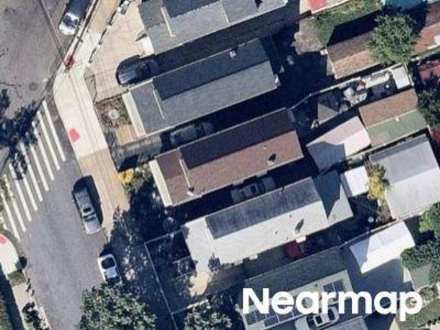 House for sale in Queens, Arverne