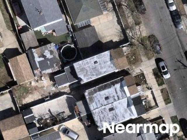 House for sale in Queens, Arverne
