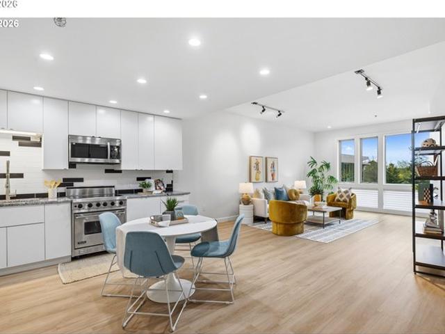 Condo for sale in Oregonia