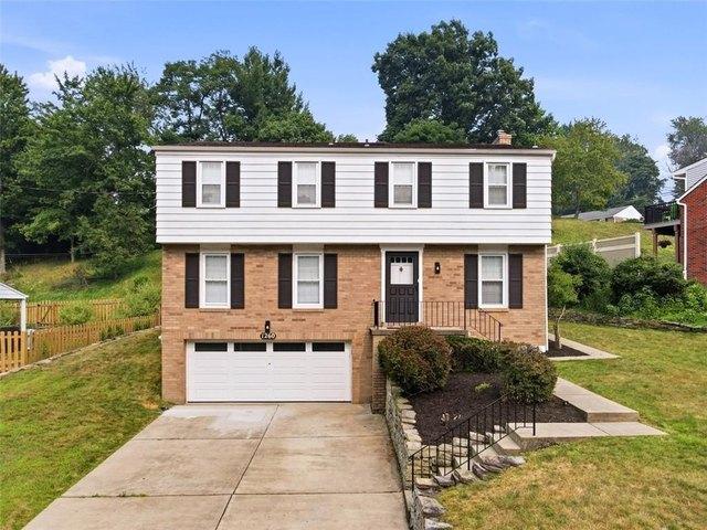 House for sale in Bethel Park, Pennsylvania