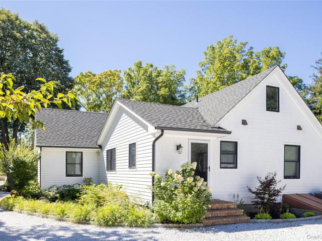 Property for sale in Aquebogue, New York