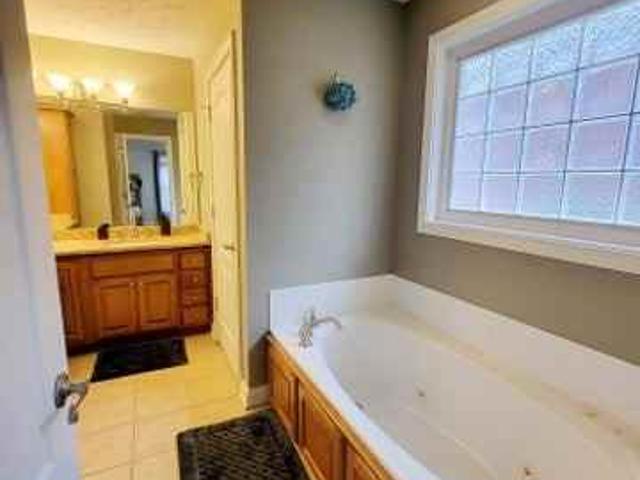 Apartment for rent in Louisville
