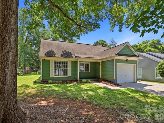 House for sale in Mecklenburg, North Carolina