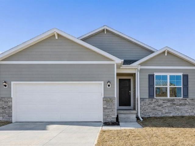 House for sale in Gretna, Sarpy County
